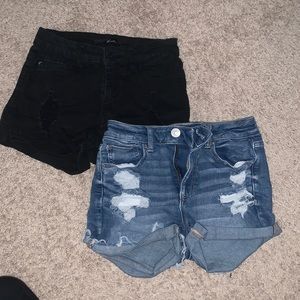 BUNDLE OF DENIM SHORTS SIZE SMALL
